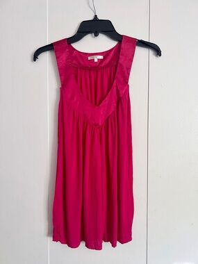 Matty M hot pink v-neck top XS